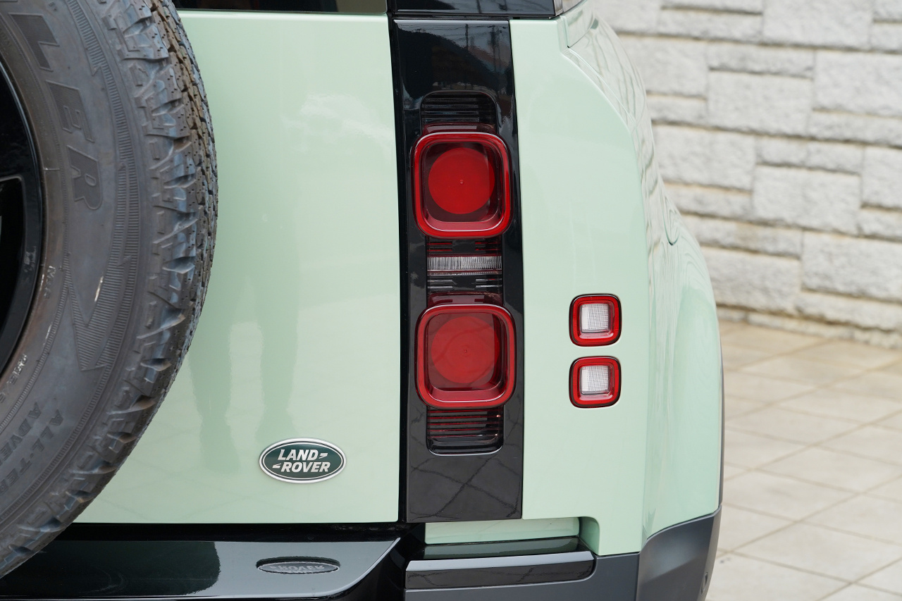2023 Land Rover DEFENDER 