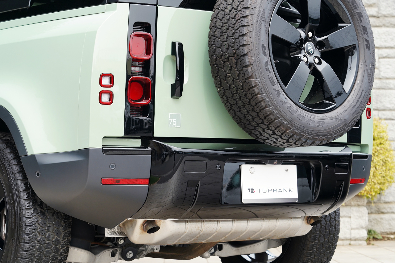2023 Land Rover DEFENDER 