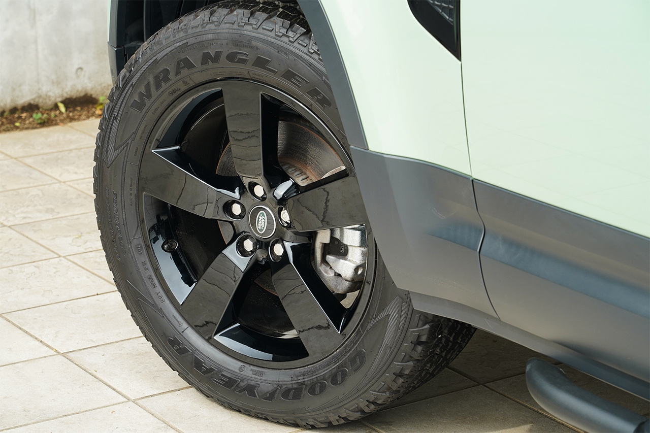 2023 Land Rover DEFENDER 