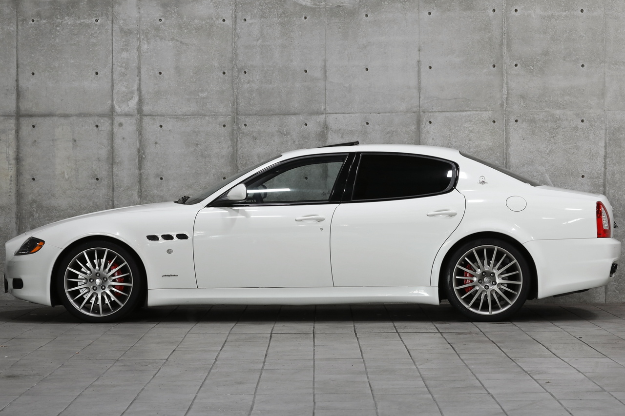 2012 Maserati QUATTROPORTE null