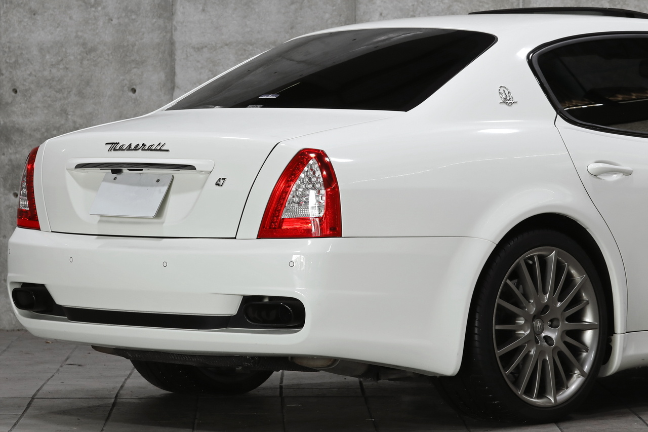 2012 Maserati QUATTROPORTE null