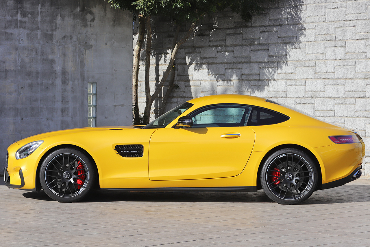 2015 Mercedes-AMG GT 