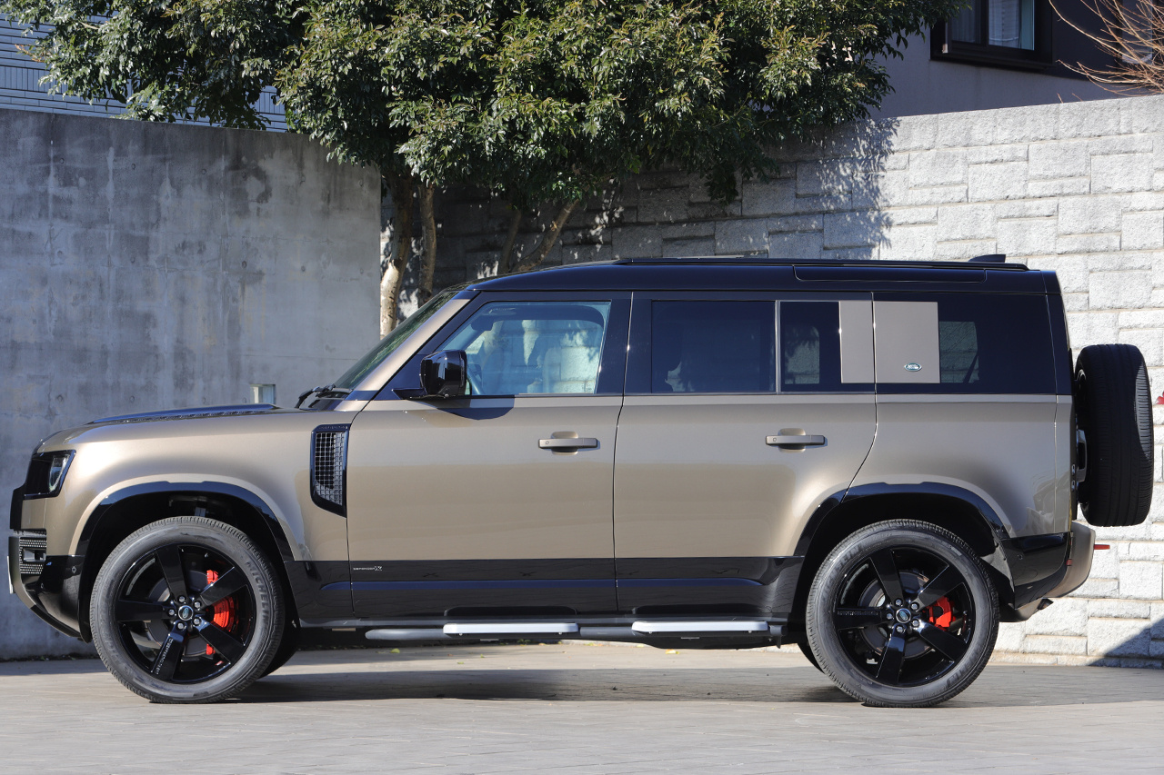 2023 Land Rover DEFENDER null