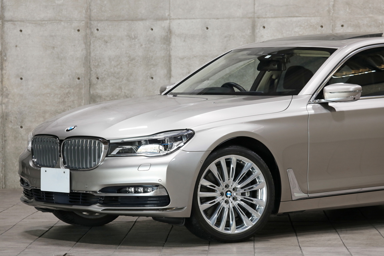 2016 BMW 7 SERIES null