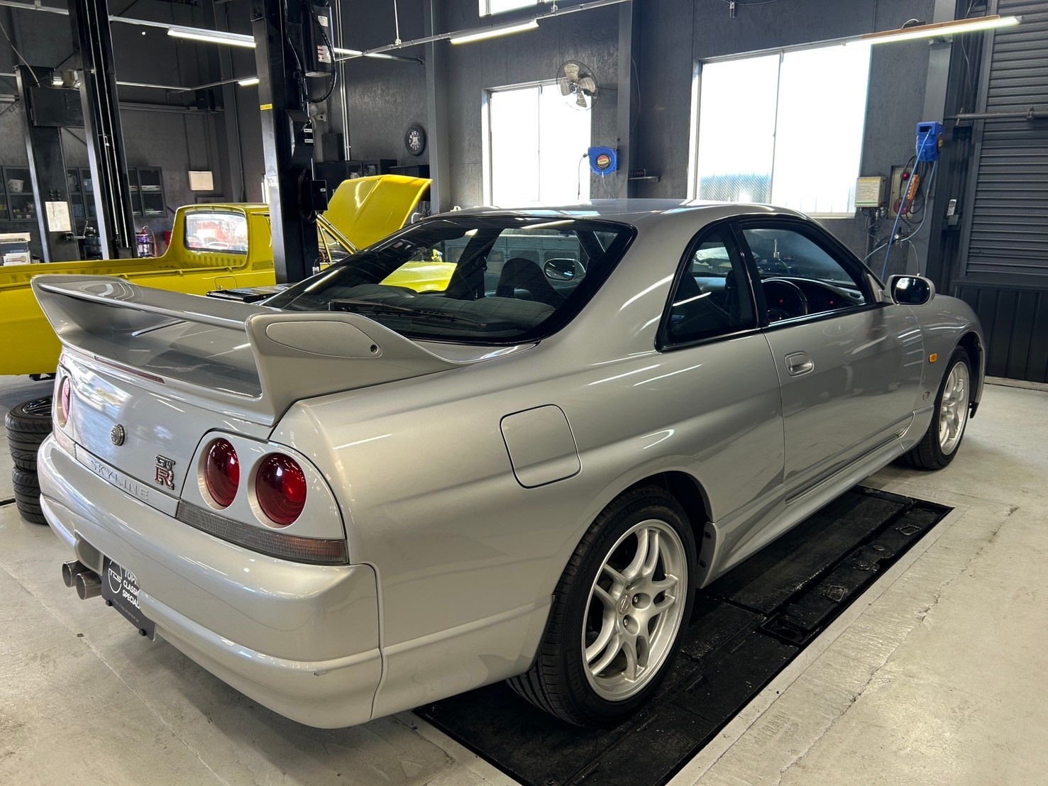 1995 Nissan SKYLINE GT-R FUTURE INVENTORY, BCNR33 R33 Skyline GT-R