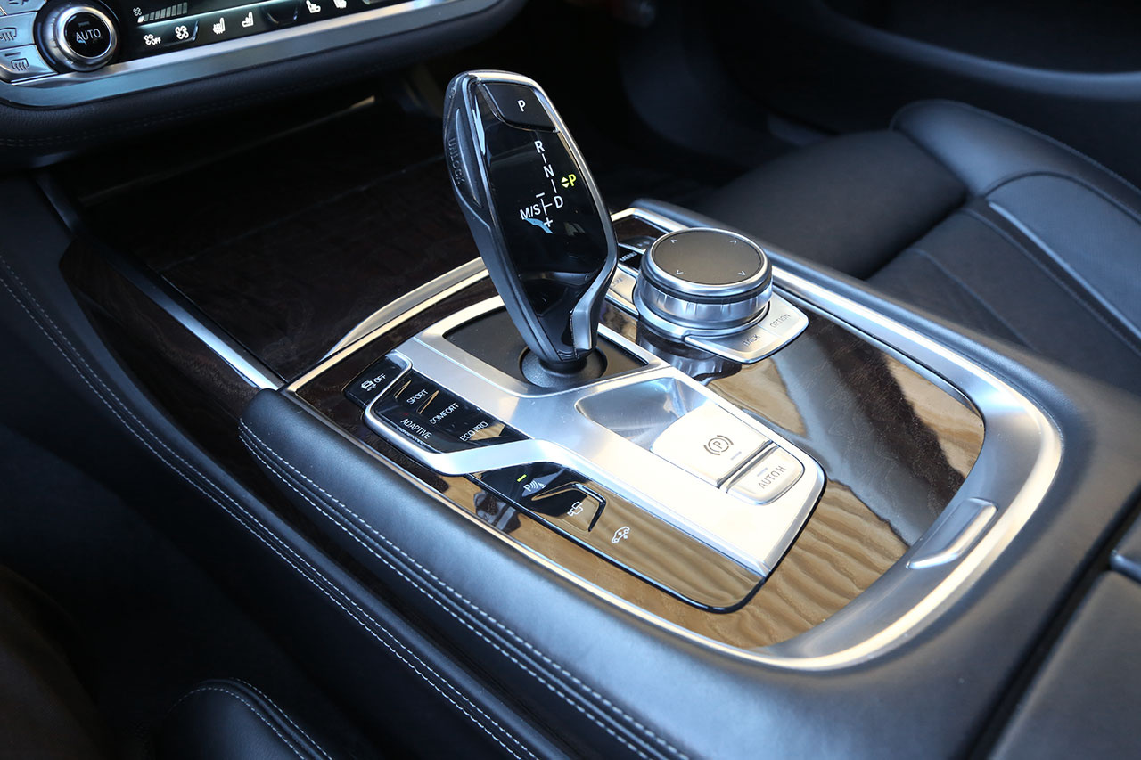 2016 BMW 7 SERIES null