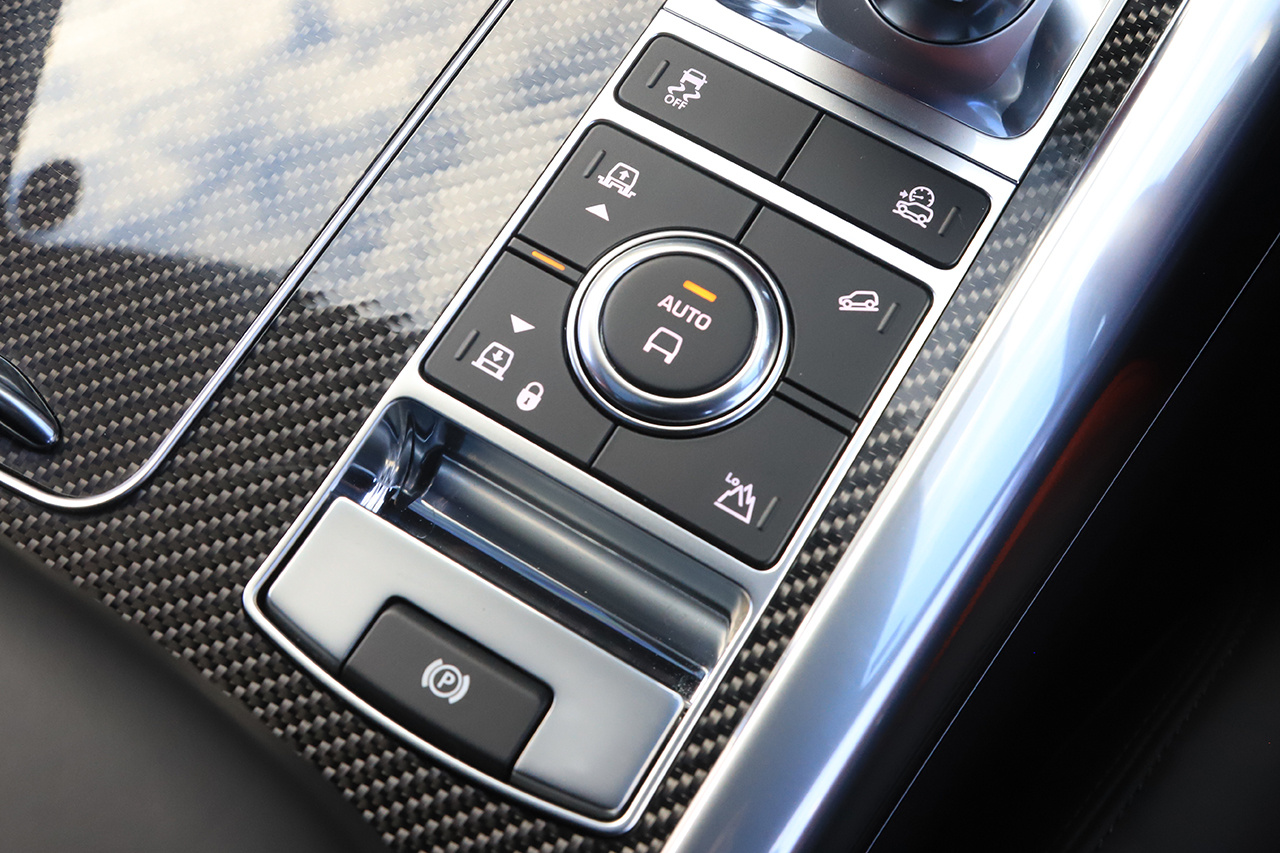 2020 Land Rover RANGE ROVER SPORT 