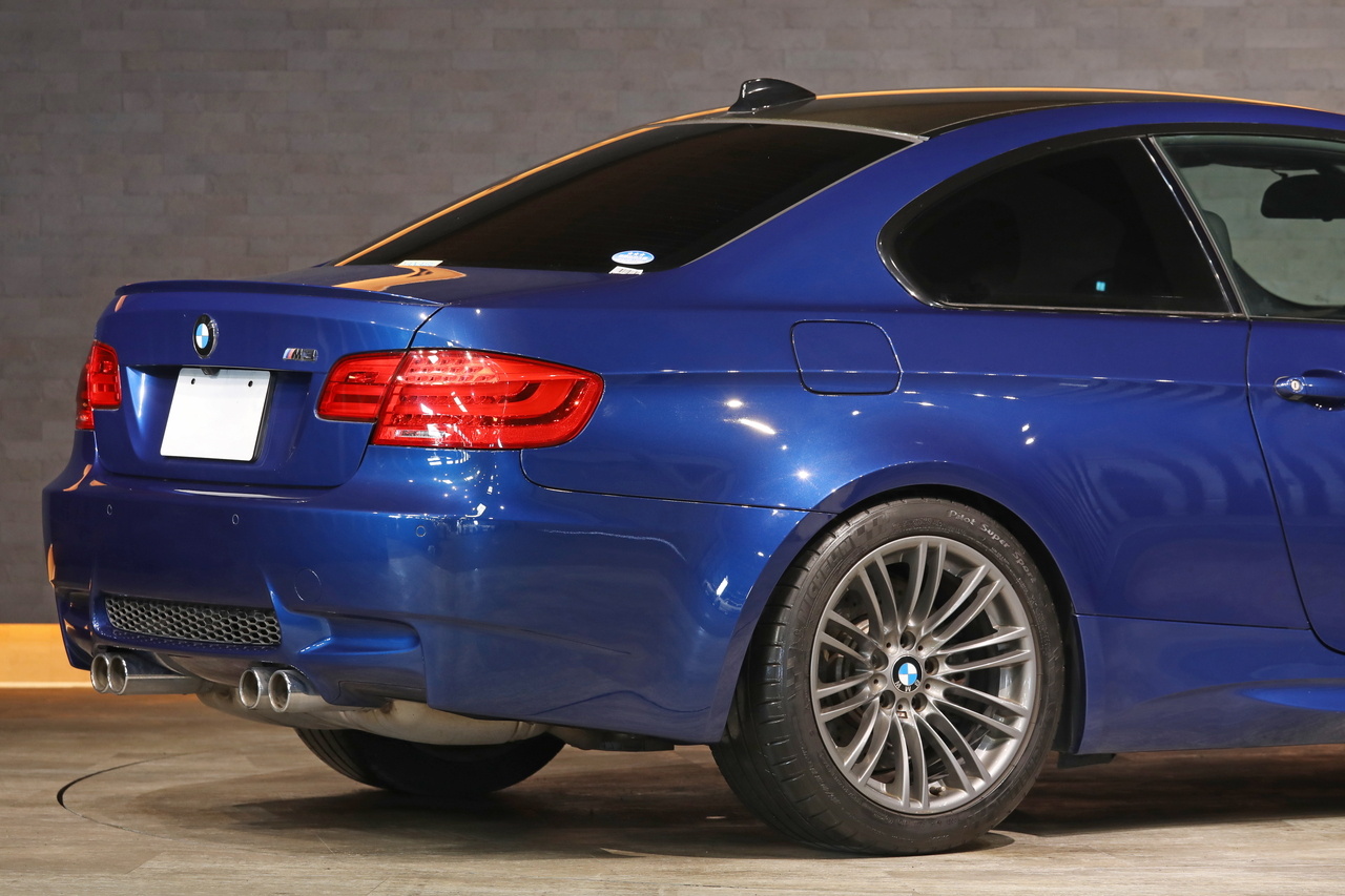 2011 BMW M3 null