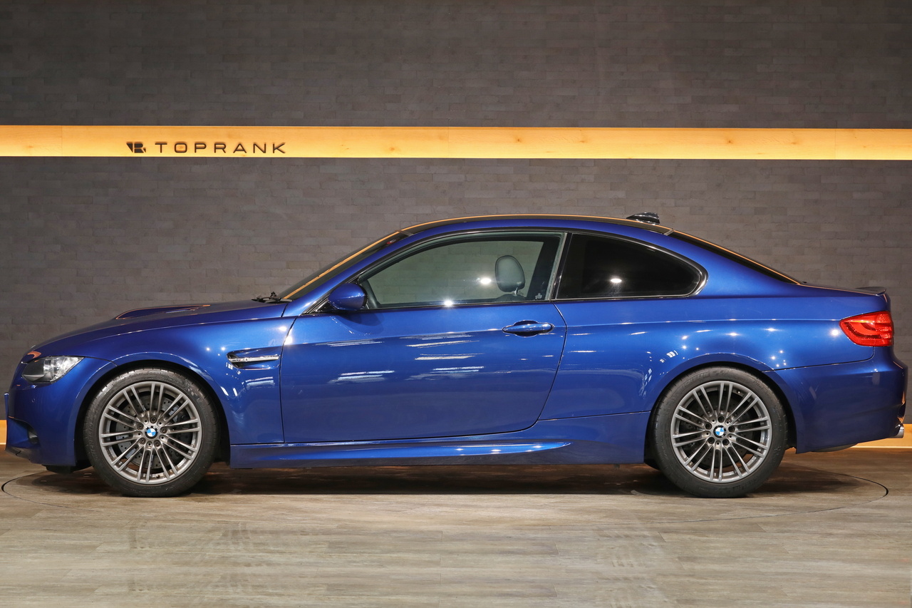 2011 BMW M3 null