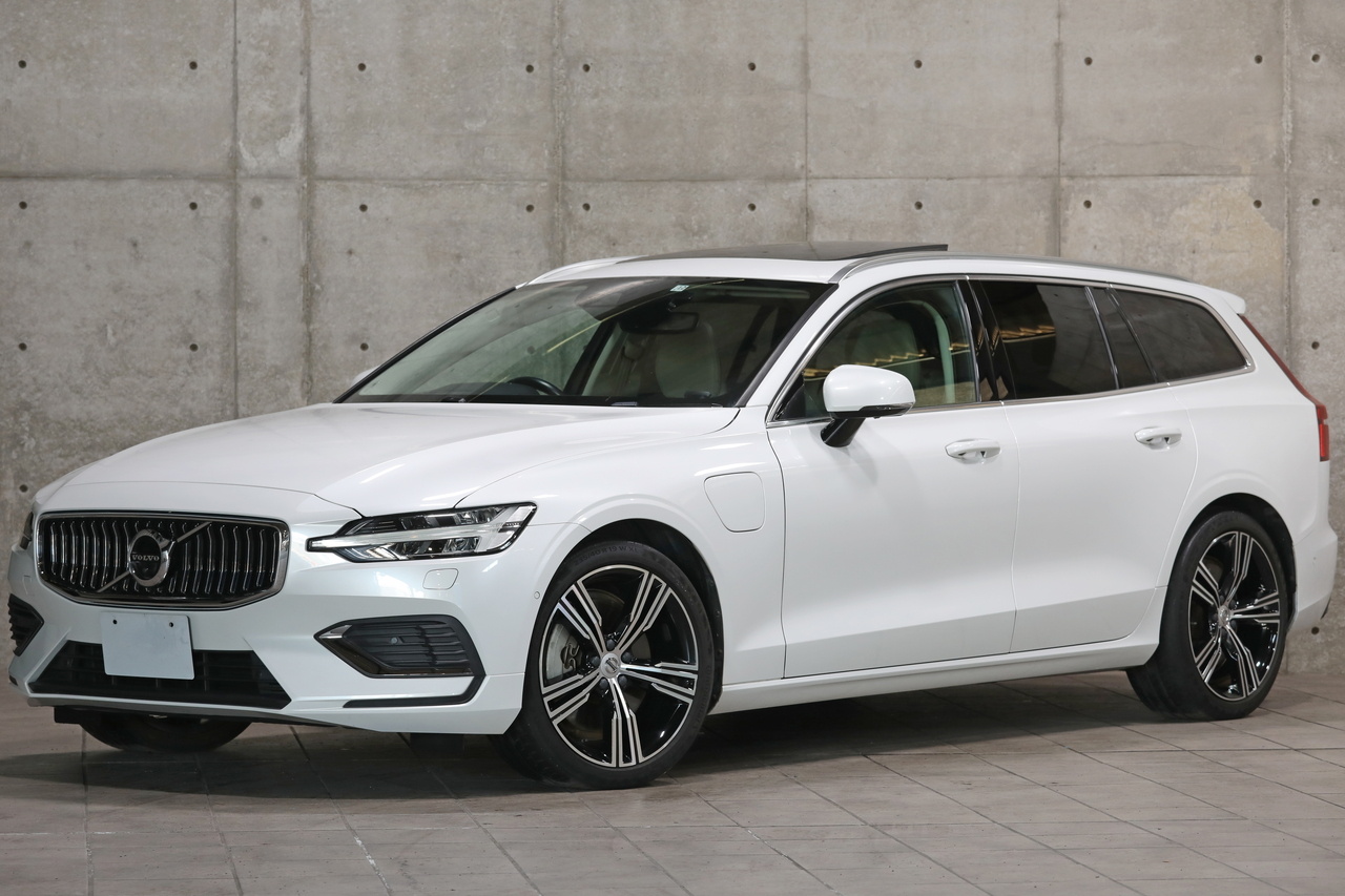 2020 Volvo V60 null