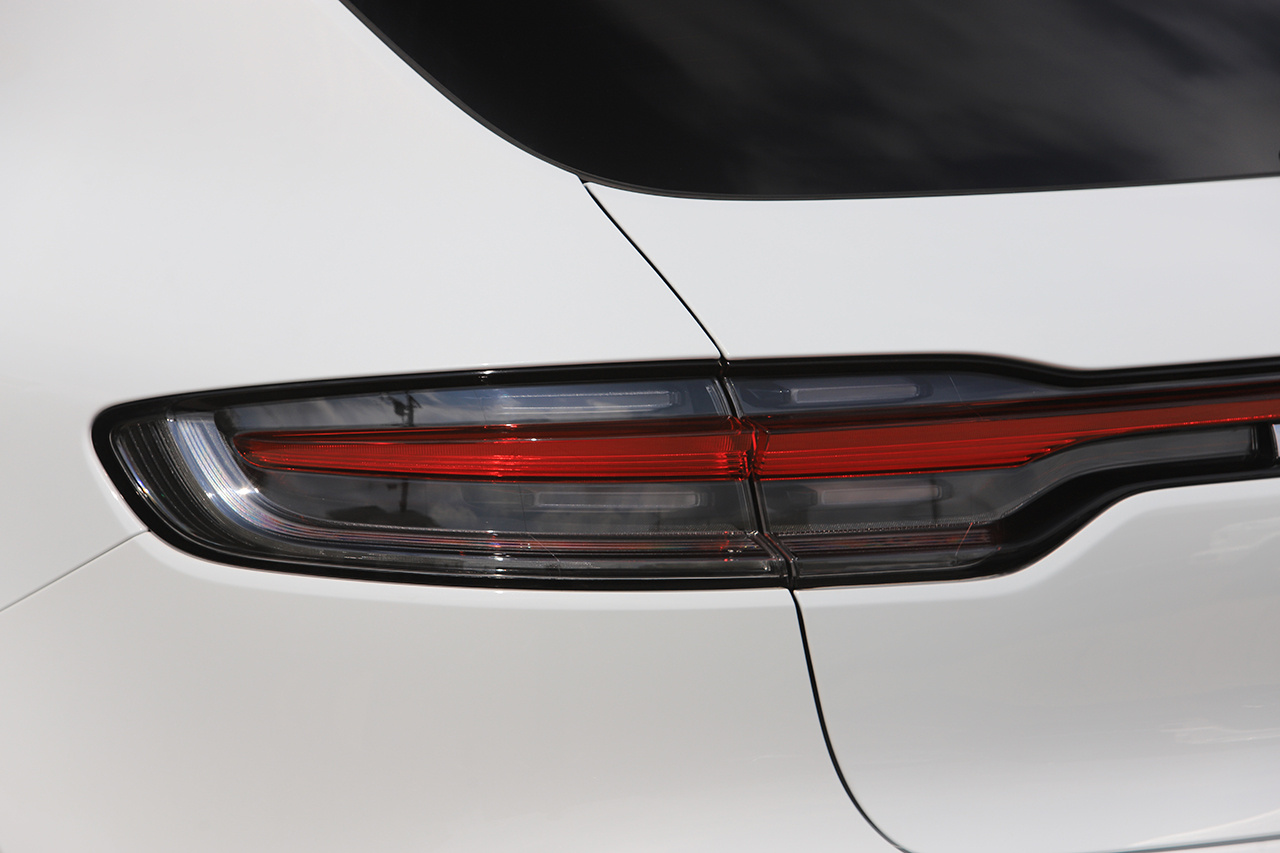 2023 Porsche MACAN null