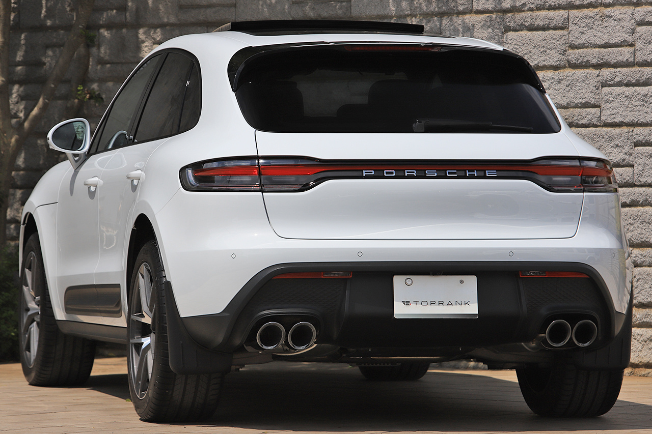 2023 Porsche MACAN null