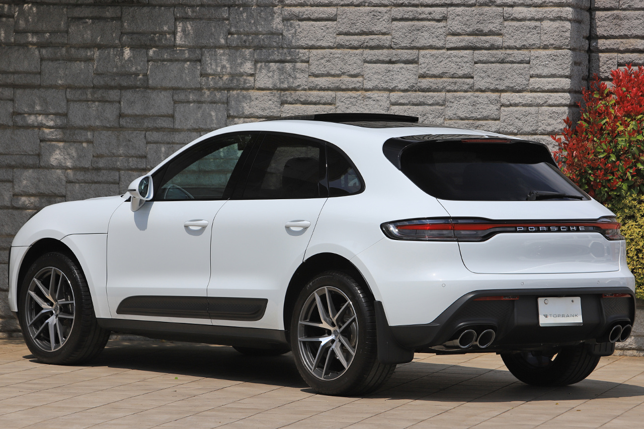 2023 Porsche MACAN null