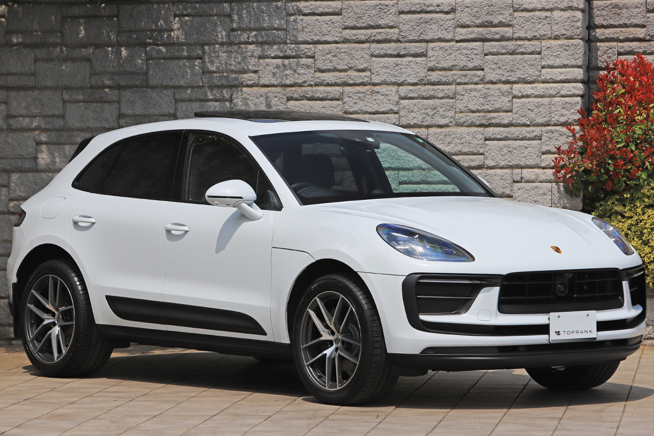2023 Porsche MACAN null