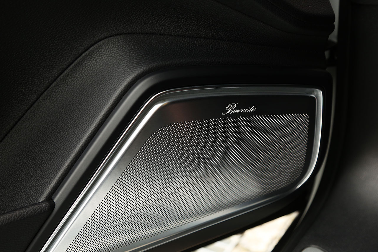 2018 Porsche PANAMERA null