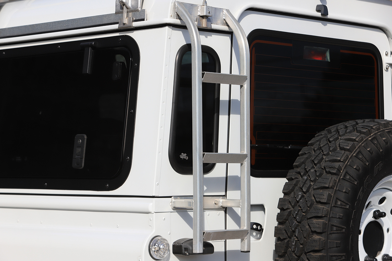 2015 Land Rover DEFENDER null