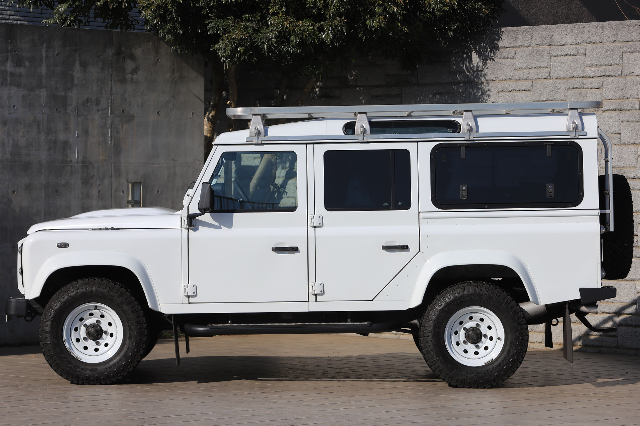 2015 Land Rover DEFENDER null