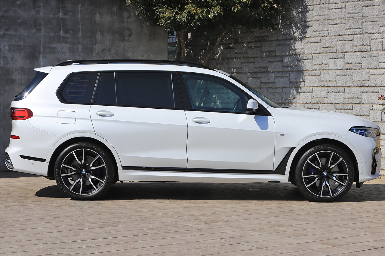 2019 BMW X7 