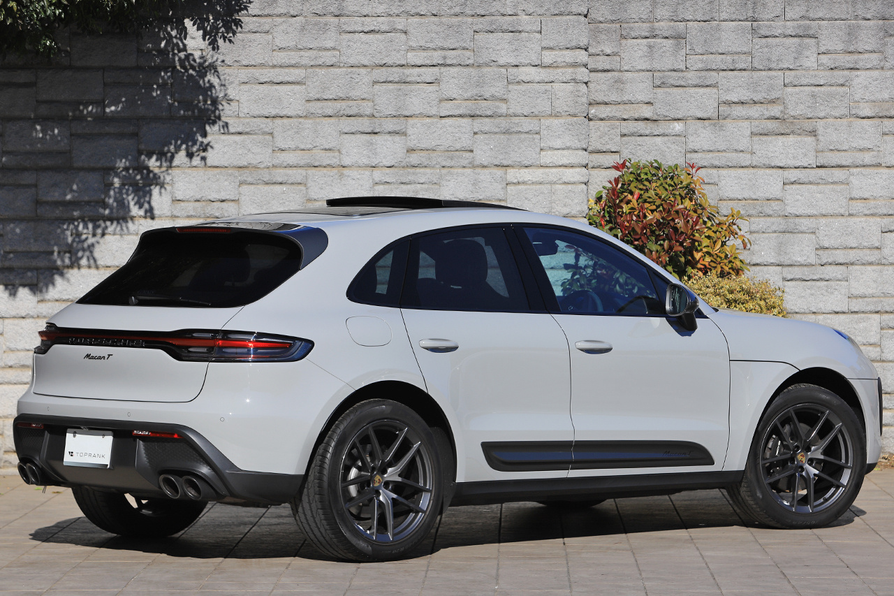 2023 Porsche MACAN 