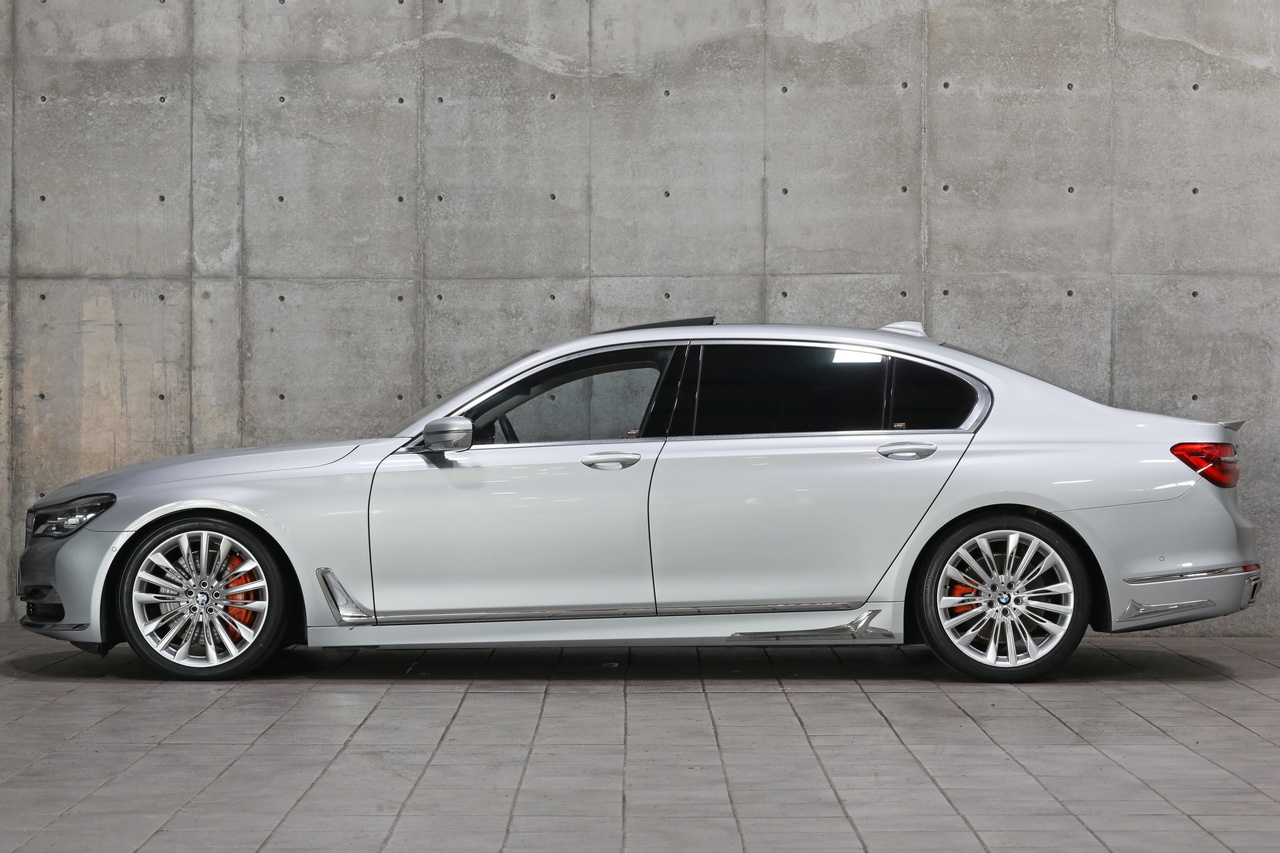2017 BMW 7 SERIES null