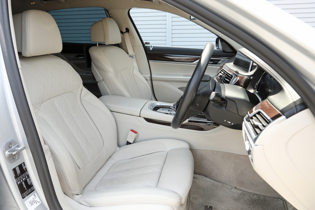 2017 BMW 7 SERIES null