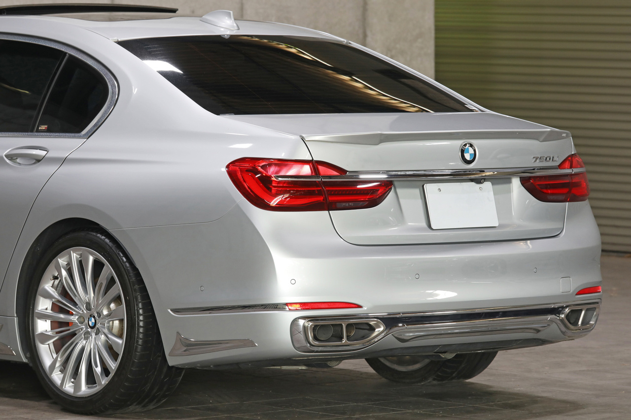 2017 BMW 7 SERIES null