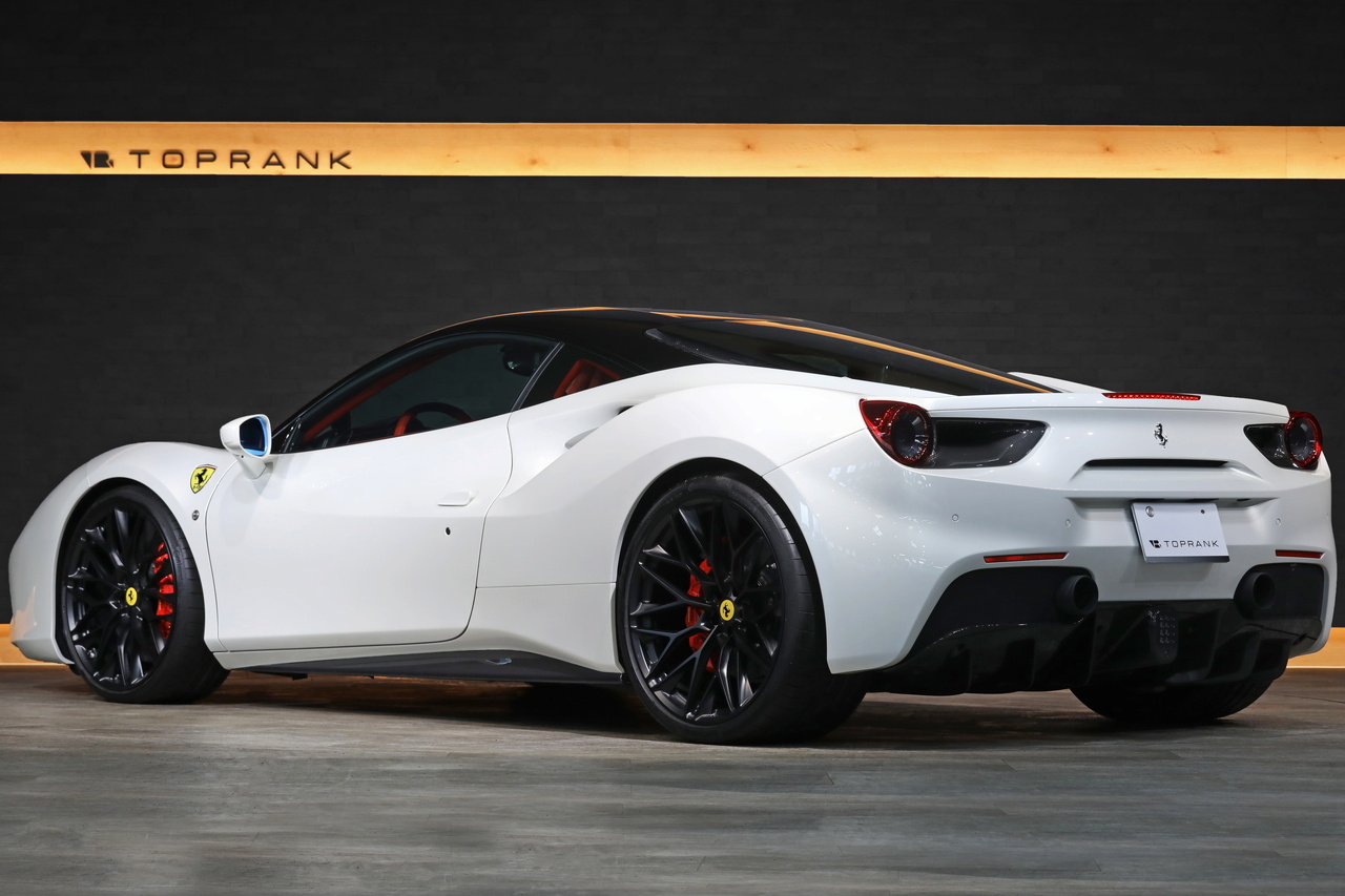 2016 Ferrari 488GTB null