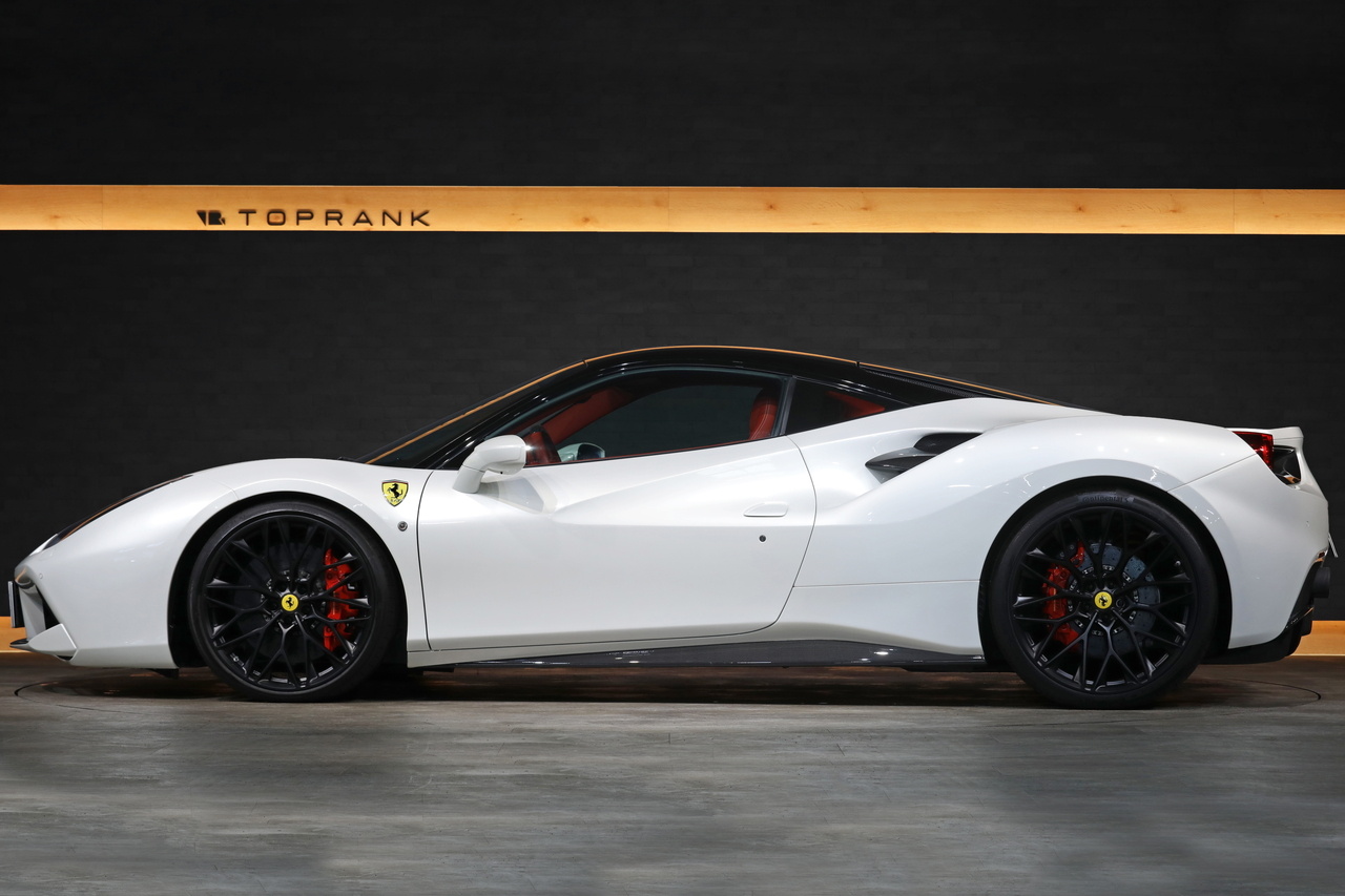2016 Ferrari 488GTB null