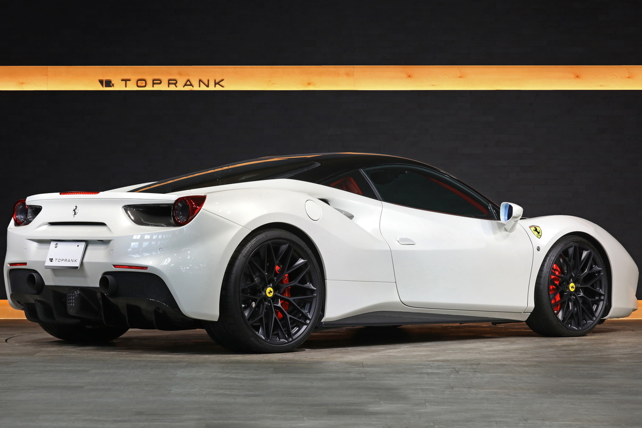 2016 Ferrari 488GTB null