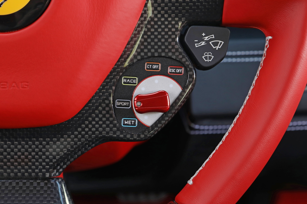 2016 Ferrari 488GTB null