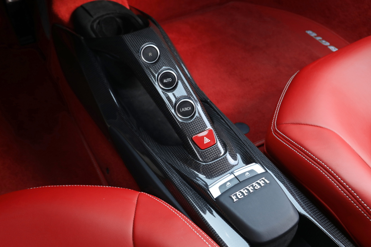 2016 Ferrari 488GTB null