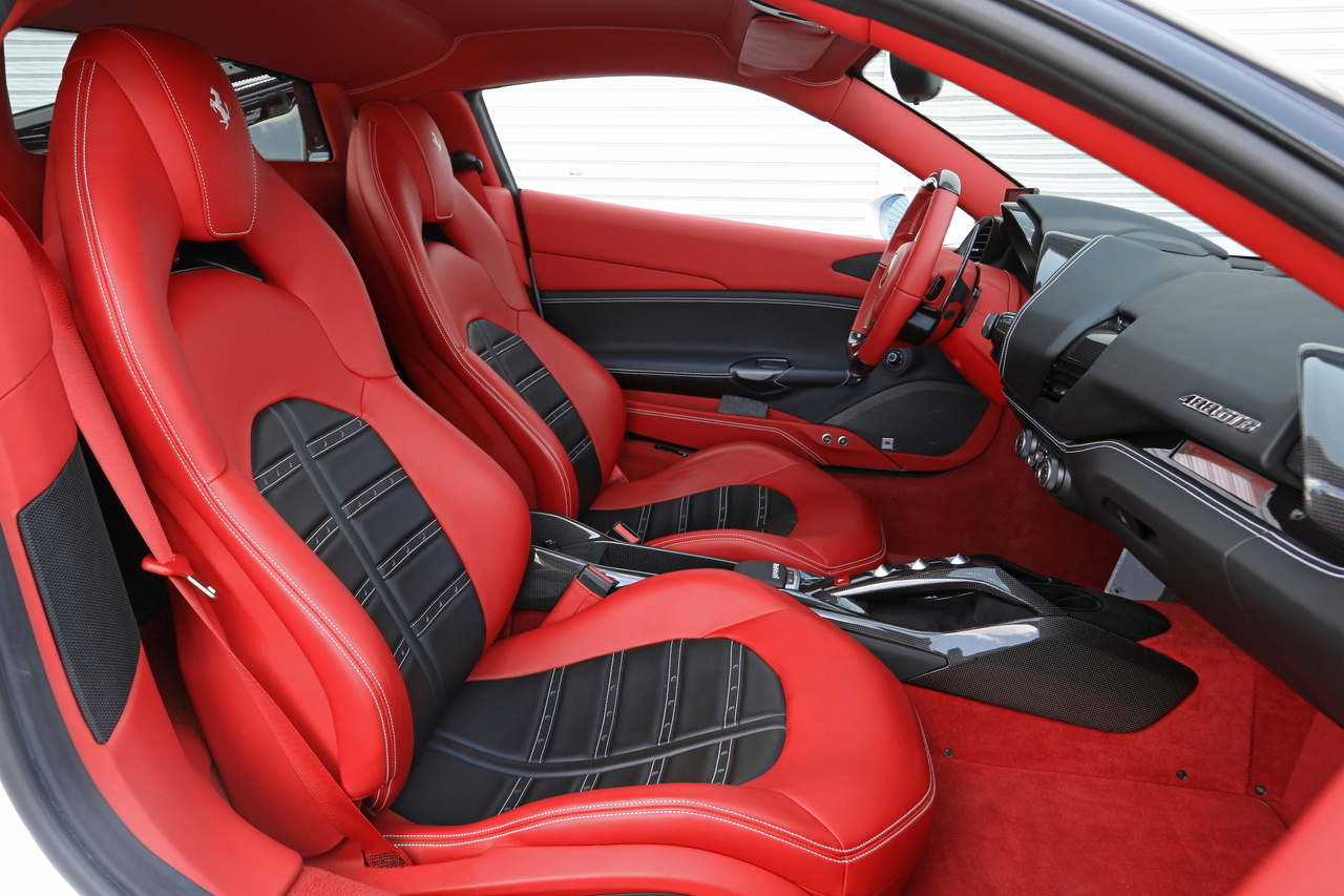 2016 Ferrari 488GTB null