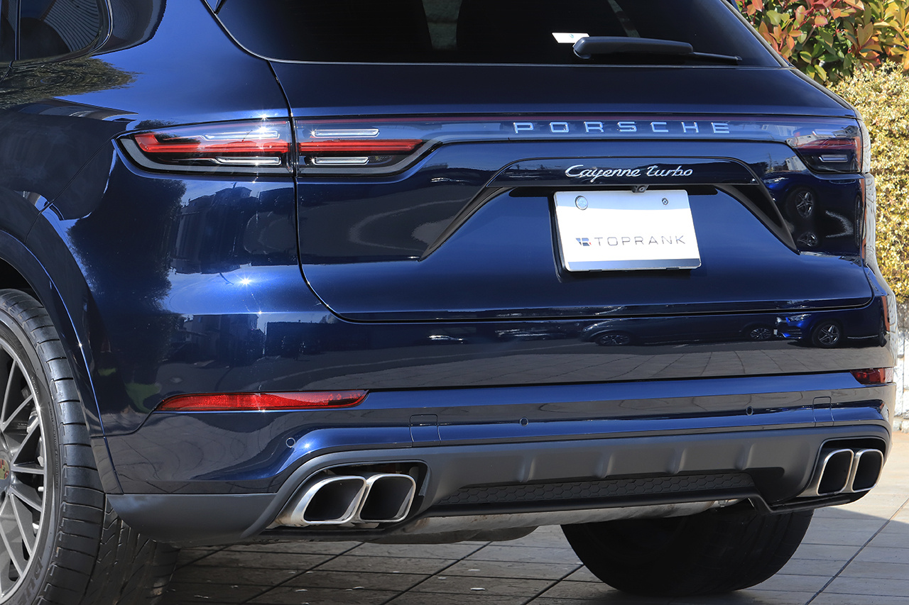 2019 Porsche CAYENNE 