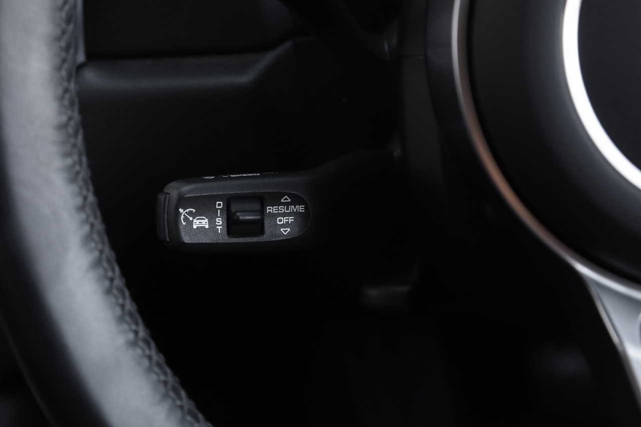 2020 Porsche MACAN null