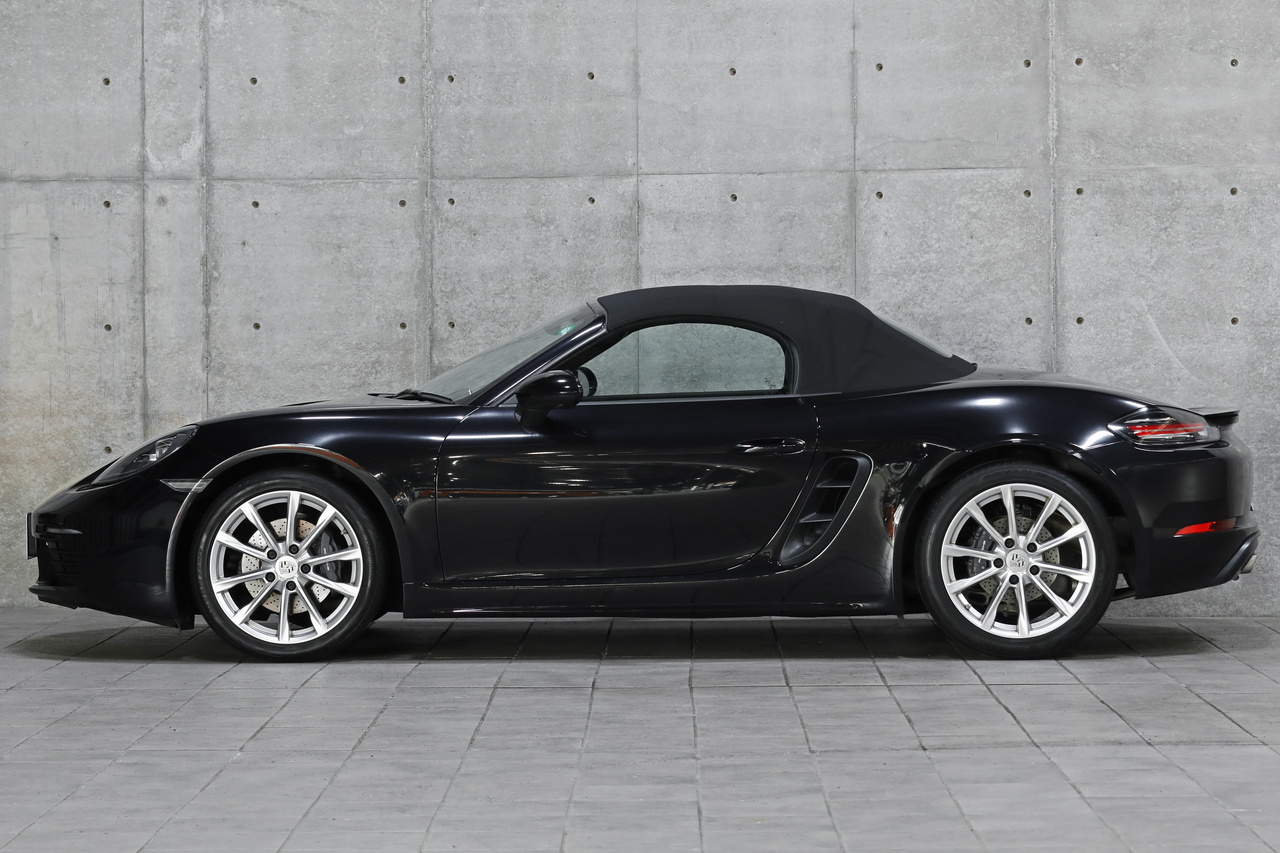 2017 Porsche 718 BOXSTER null