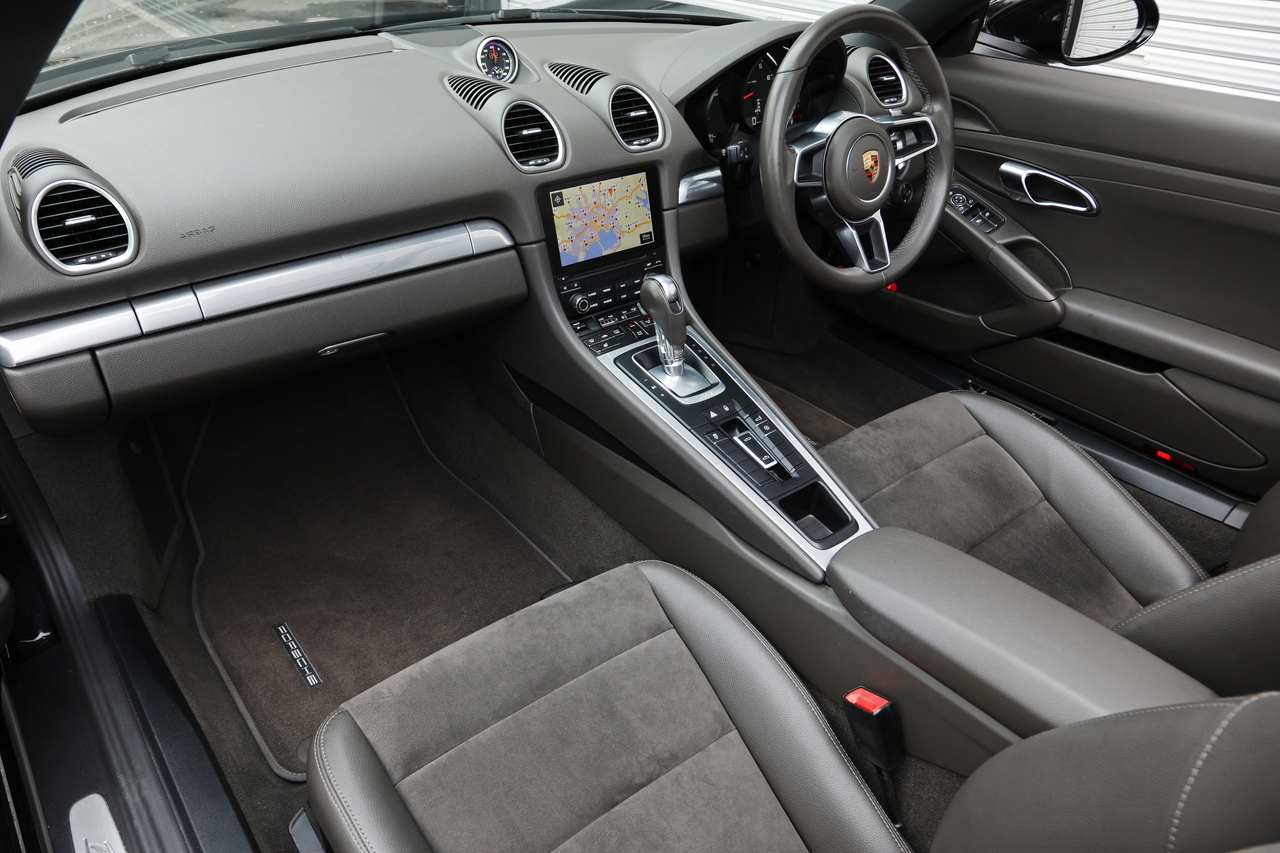2017 Porsche 718 BOXSTER null
