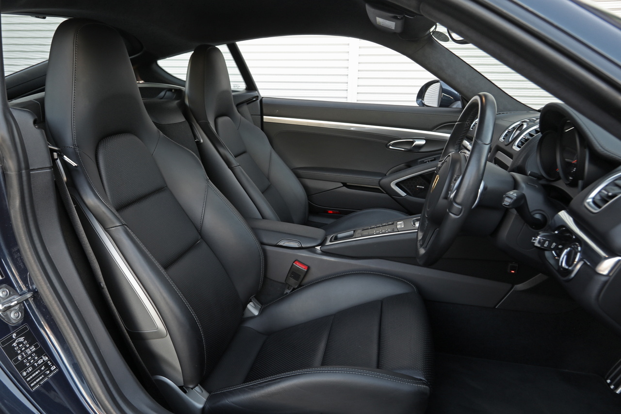 2016 Porsche CAYMAN null