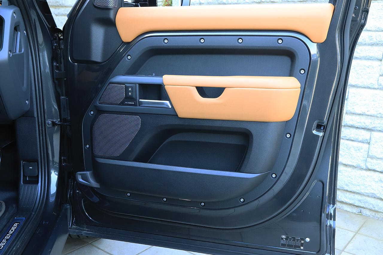 2024 Land Rover DEFENDER 