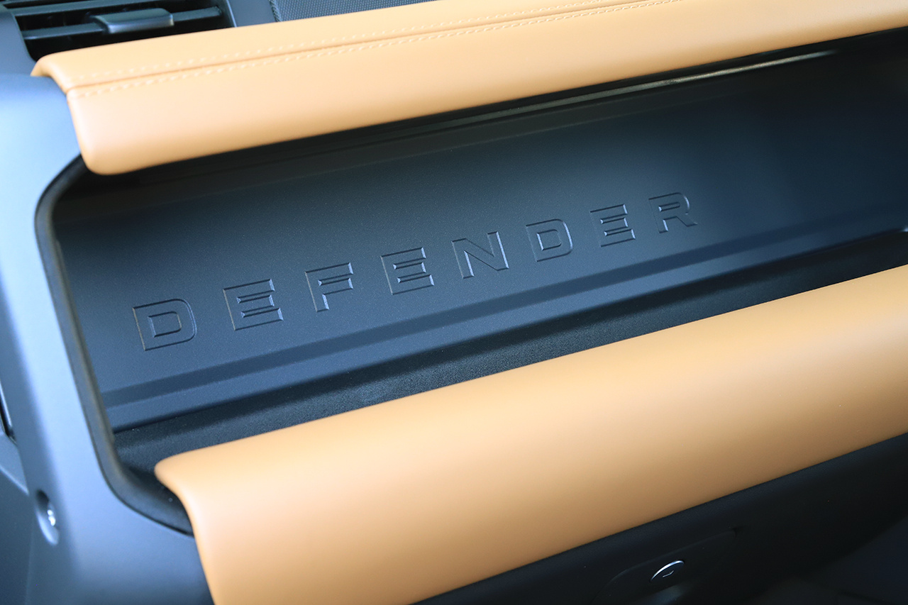 2024 Land Rover DEFENDER 