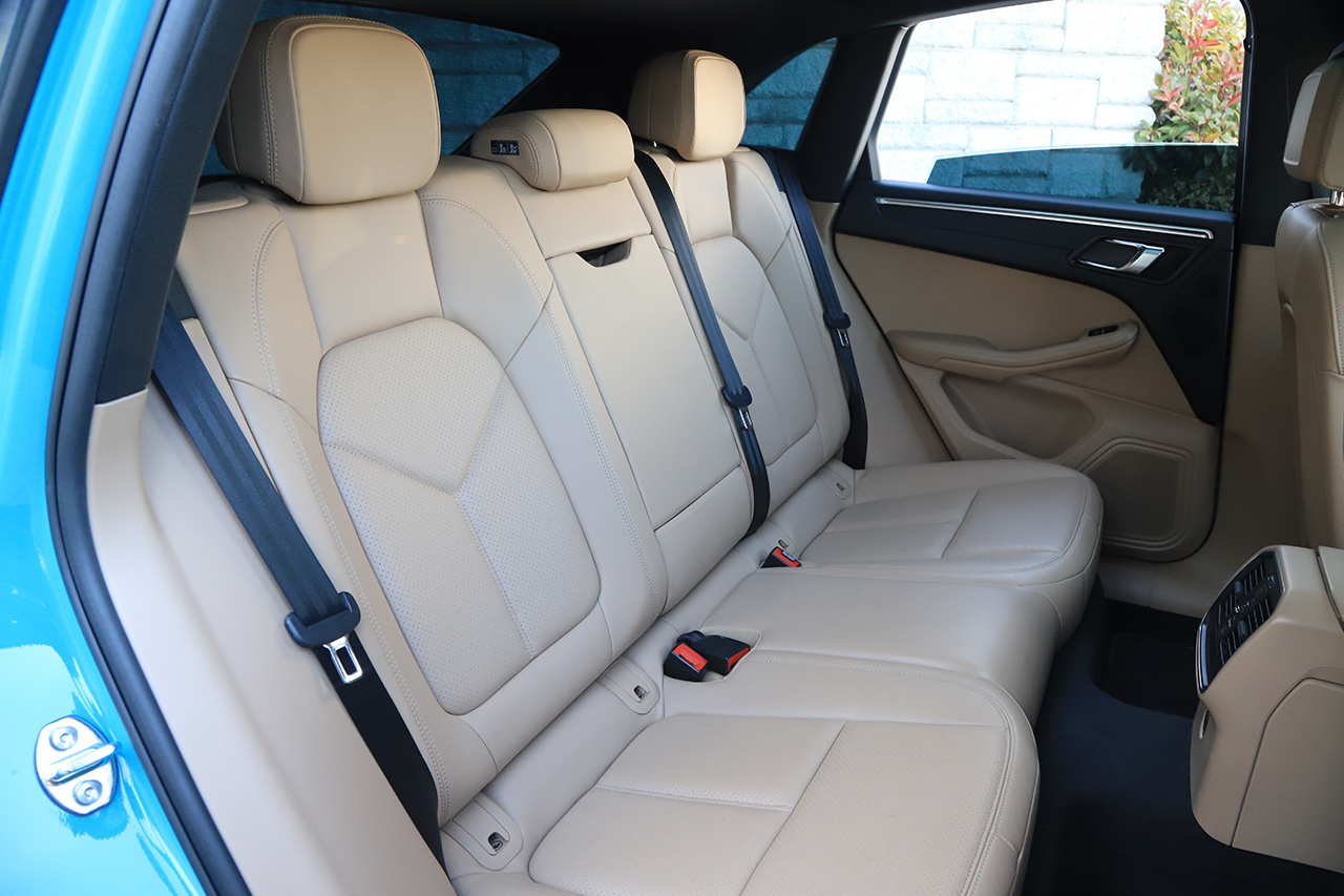 2020 Porsche MACAN 