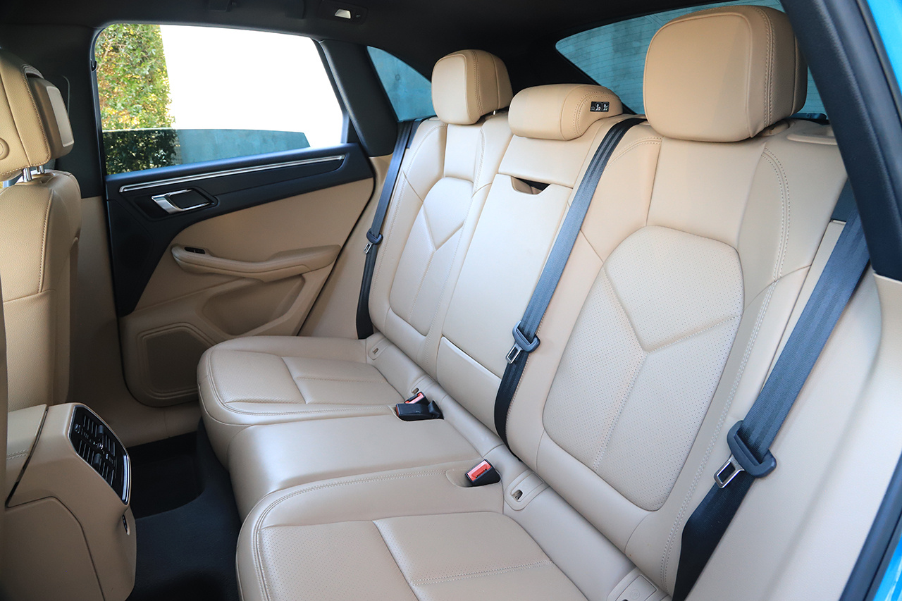 2020 Porsche MACAN 