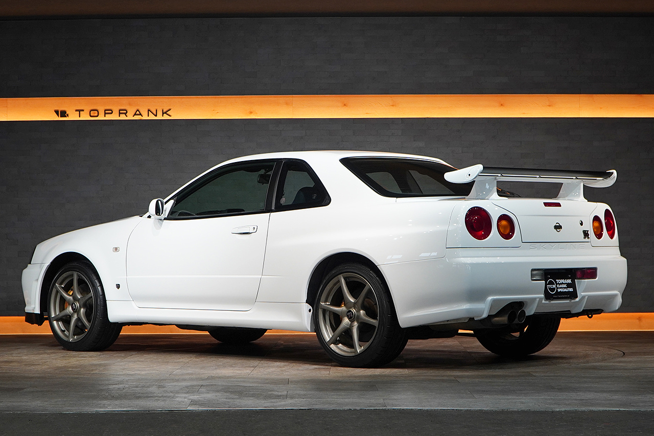 2001 Nissan SKYLINE GT-R BNR34 R34 Skyline GT-R, QM1 White, Full Stock, Verfied Low Mileage,