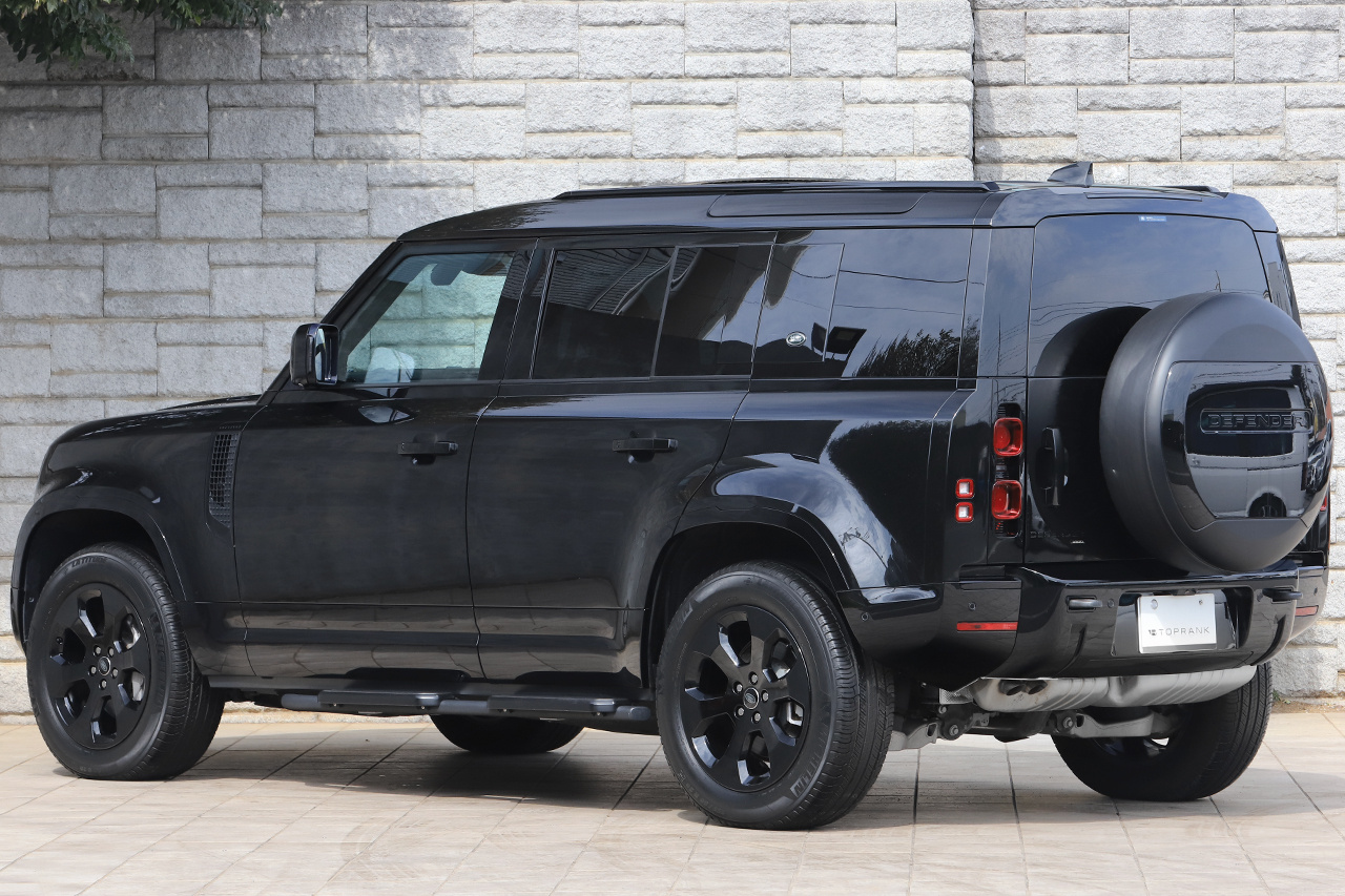 2022 Land Rover DEFENDER 