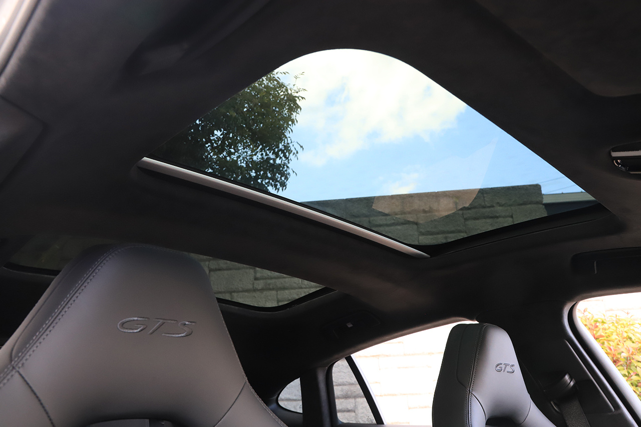 2022 Porsche PANAMERA null