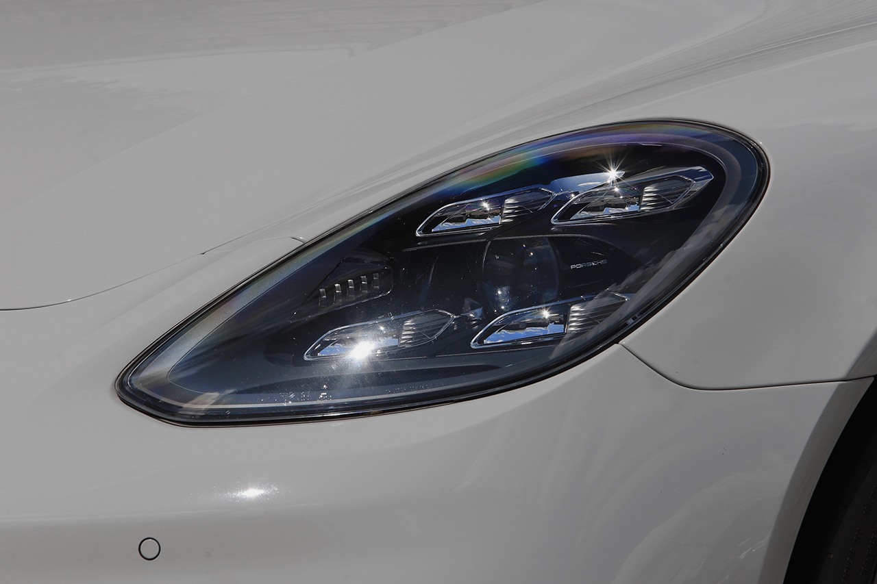 2022 Porsche PANAMERA null