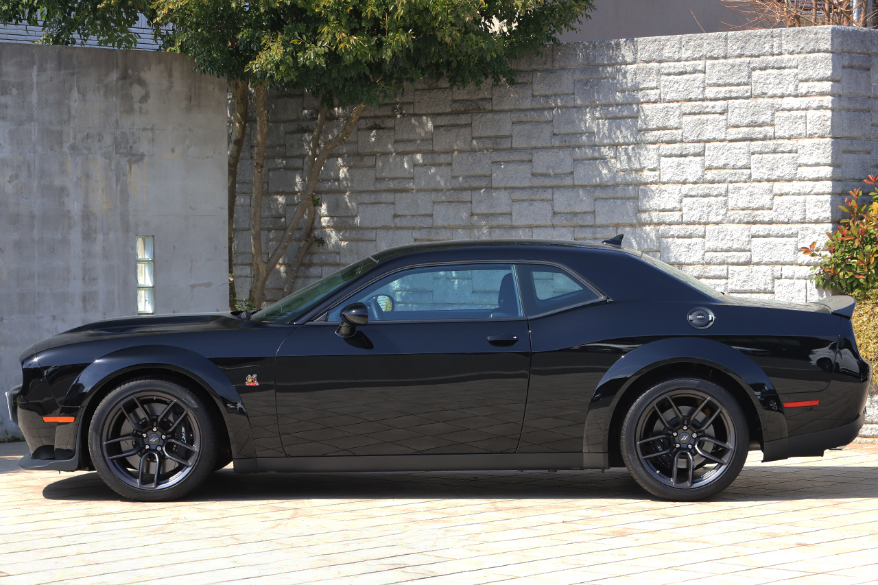 2023 Dodge Challenger 