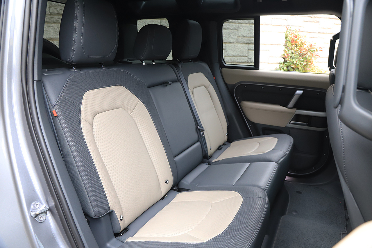 2023 Land Rover DEFENDER null