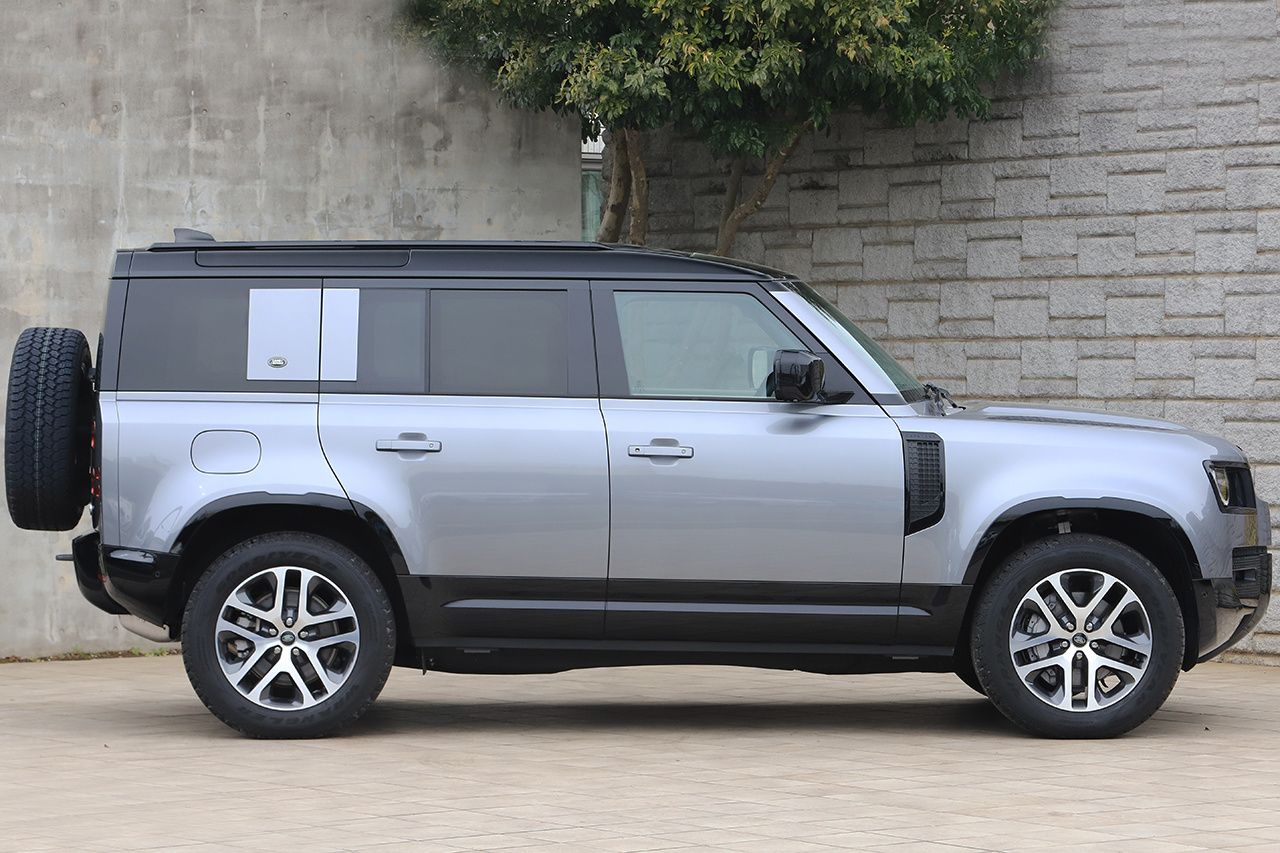 2023 Land Rover DEFENDER null
