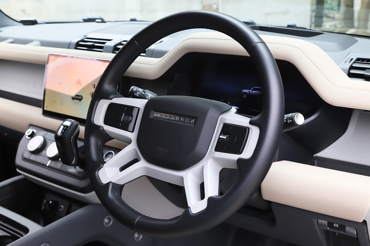 2023 Land Rover DEFENDER null