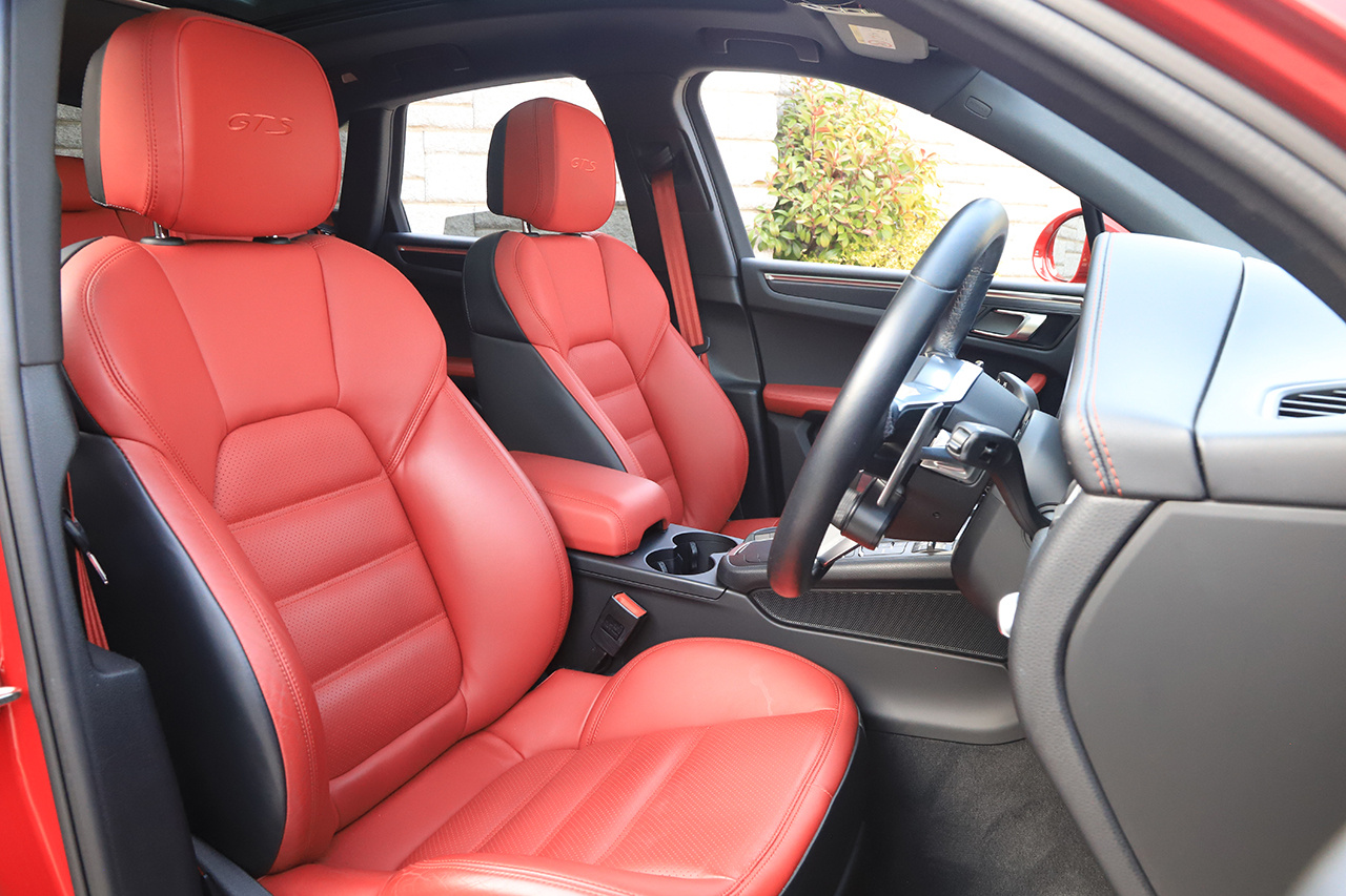 2020 Porsche MACAN 